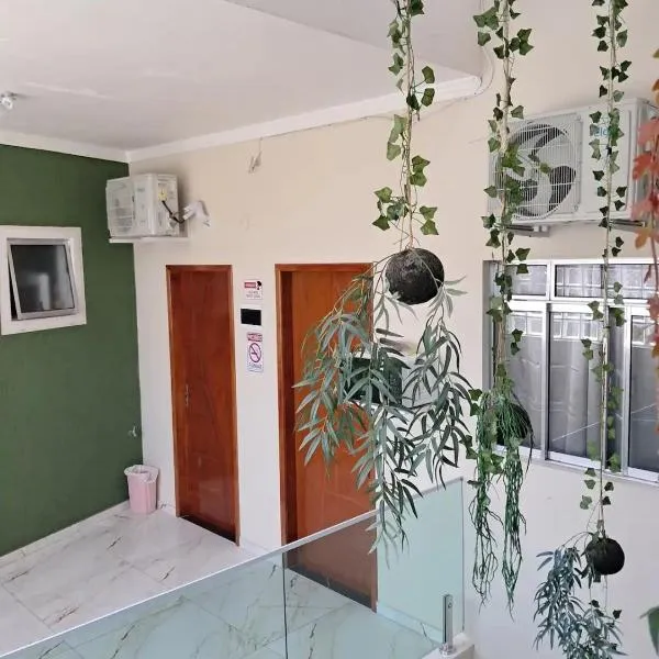 Quarto2 banheiro privativo externo, hotel in Guarulhos