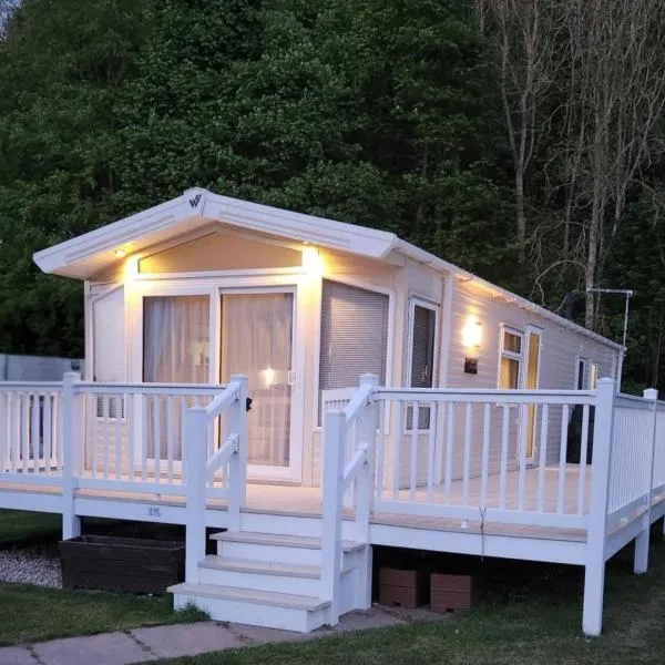 The Glen Getaway, hotel u gradu Danbar
