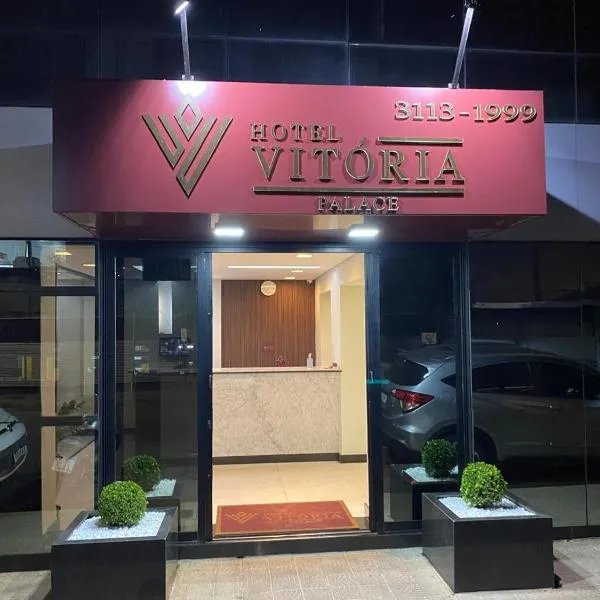 Hotel Vitoria Palace varginha, hotel v destinaci Varginha