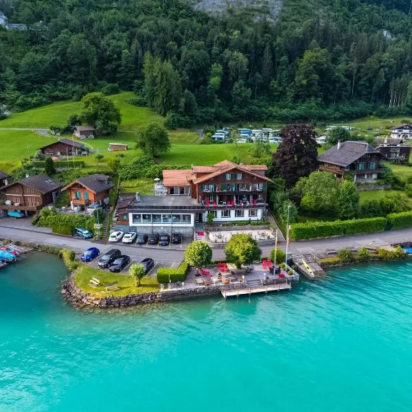 Boutique Hotel Bellevue B&B am Brienzersee Iseltwald Interlaken, hotel en Iseltwald