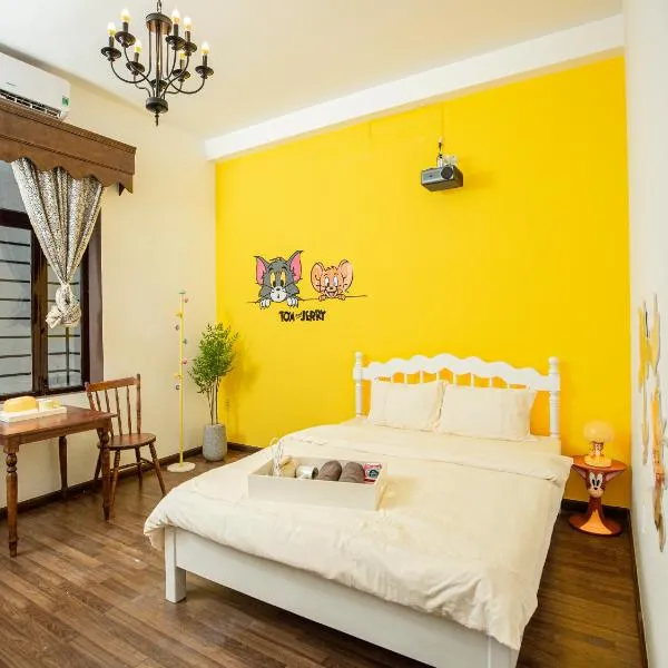 Nàng Homestay Studio, מלון בThu Dau Mot