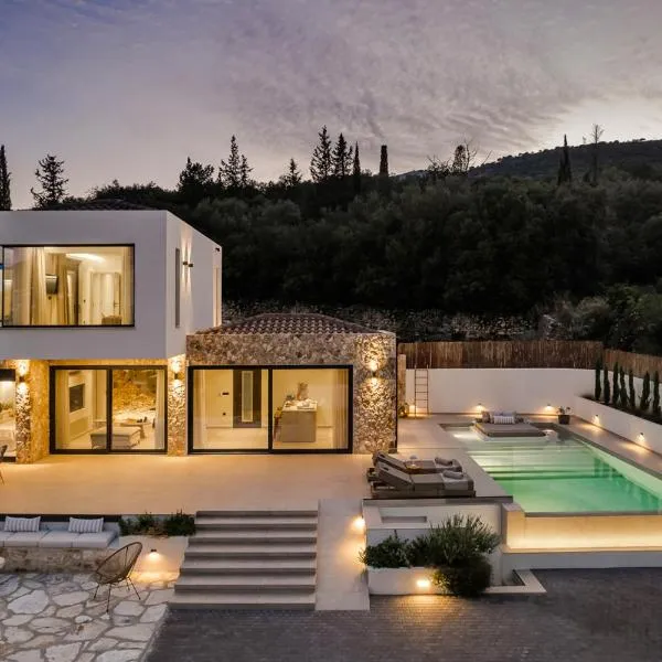 Kisterna Luxury Living, hotel in Makriótika