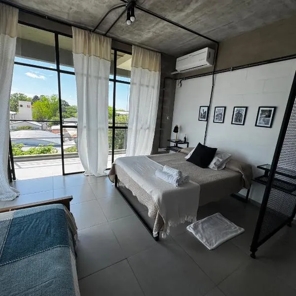 Loft en zona campus UNNE, hotel di Corrientes