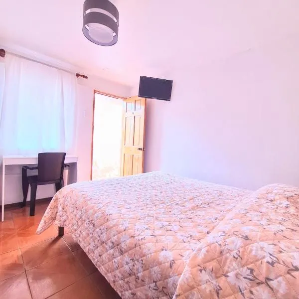 JH - Habitaciones con Baño Privado, hotel in La Serena
