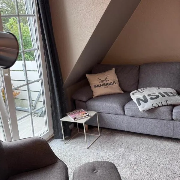 Maritim und individuell in Wenningstedt mit Balkon, Hotel in Wenningstedt-Braderup