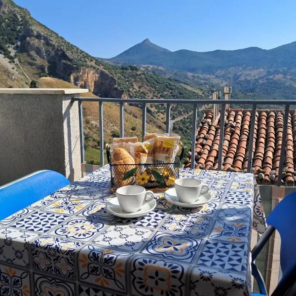 Casa vacanze di Angelo, hotel en Isnello
