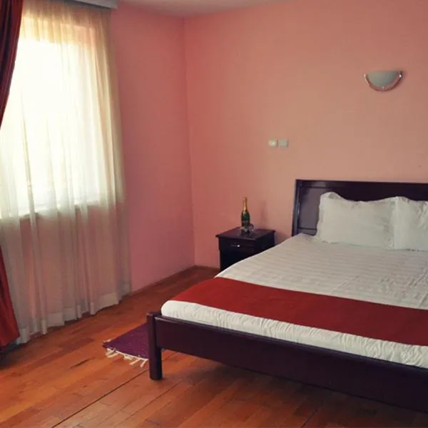 Hotel Satelit Kumanovo, hotell i Kumanovo