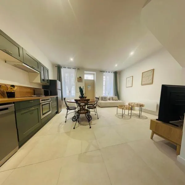 La calanque bleue - Maison de 65m2 plein centre、マルティーグのホテル