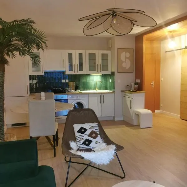 Beautiful cocooning appartement, hotel in La Chapelle-sur-Erdre