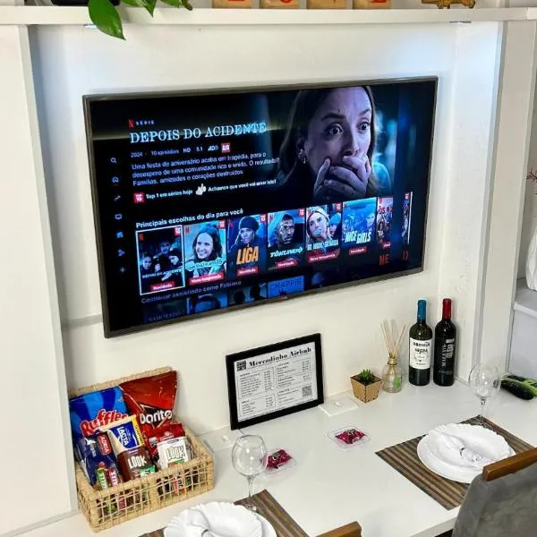 Studio prático e completo, hotel en Cotia