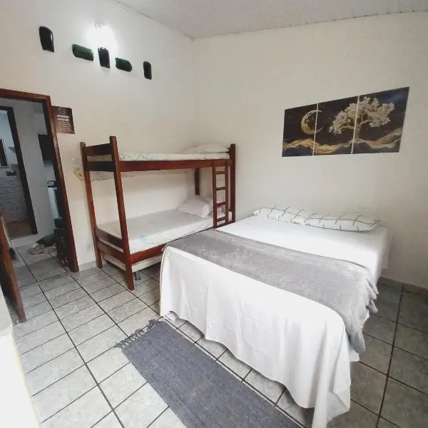 Apart Lua Crescente - de casal até 5 pessoas na Pituba caminho das praias, hotel in Itacaré
