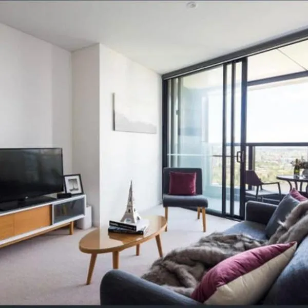 L19 Spacious Apt, Wi-Fi, Parking by Stylish Stays, Hotel in Brisbane
