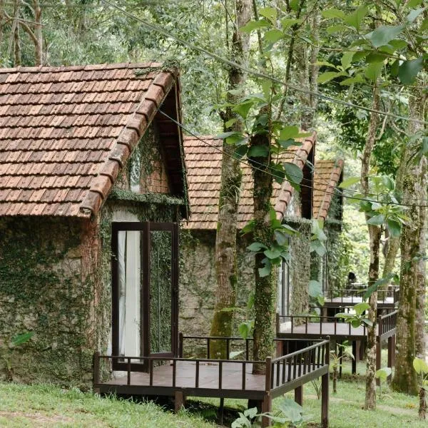 Toom Sara - Chez Vous Bungalow, khách sạn ở Mang Son