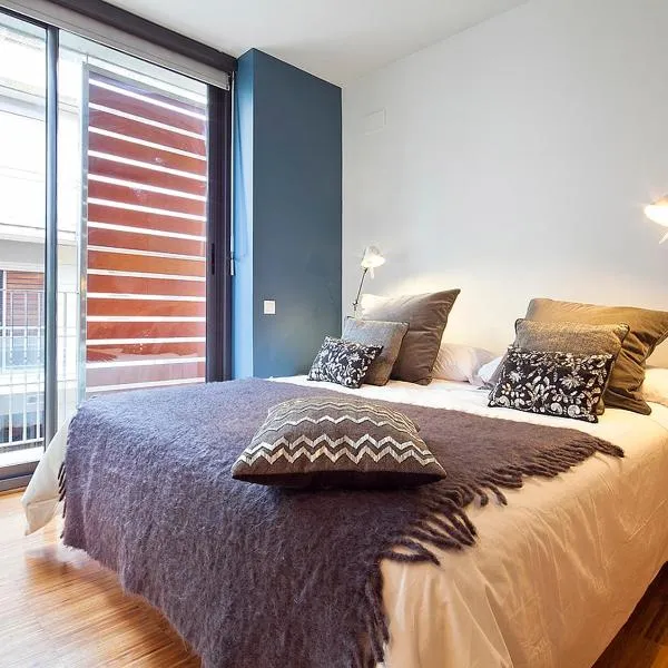 Apartment Barcelona Rentals - Penthouse with Terrace, ξενοδοχείο στη Βαρκελώνη