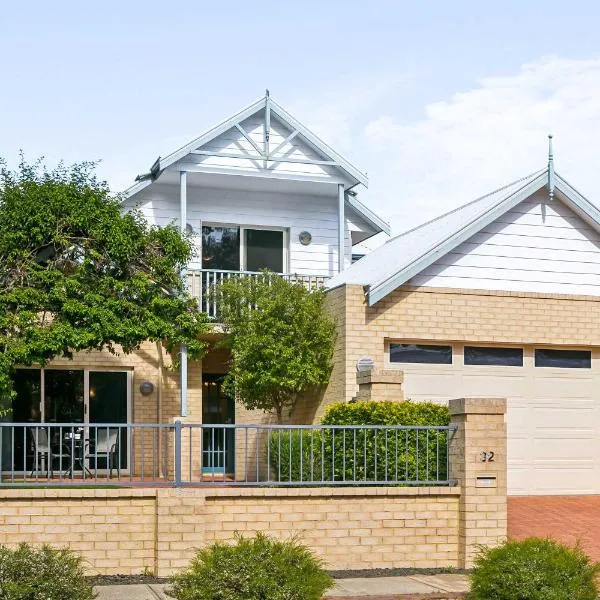 Kingsley Lake House 500Mbps Lakeside Wineries, Hotel in Perth