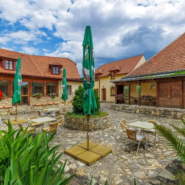 Hotel BELLA, hotel in Prague