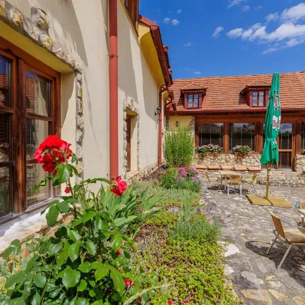 Hotel BELLA, ξενοδοχείο στην Πράγα