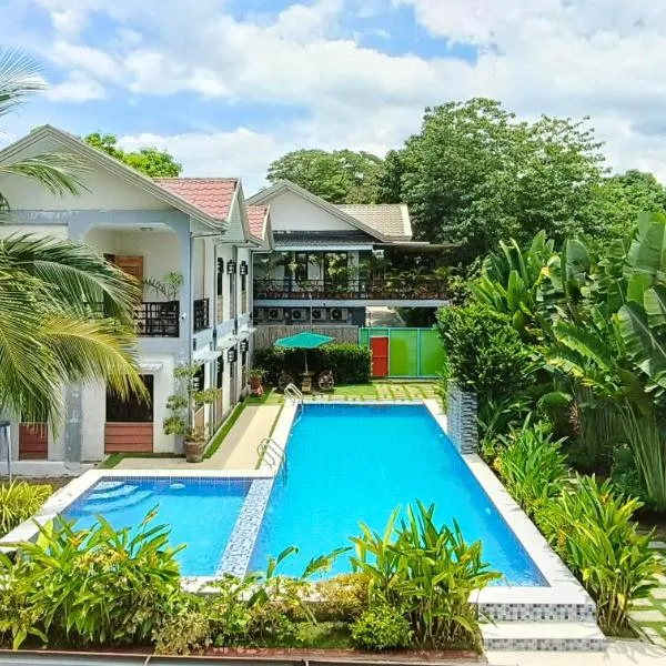 Duran Pool & Guesthouse, hotel v destinaci Sison