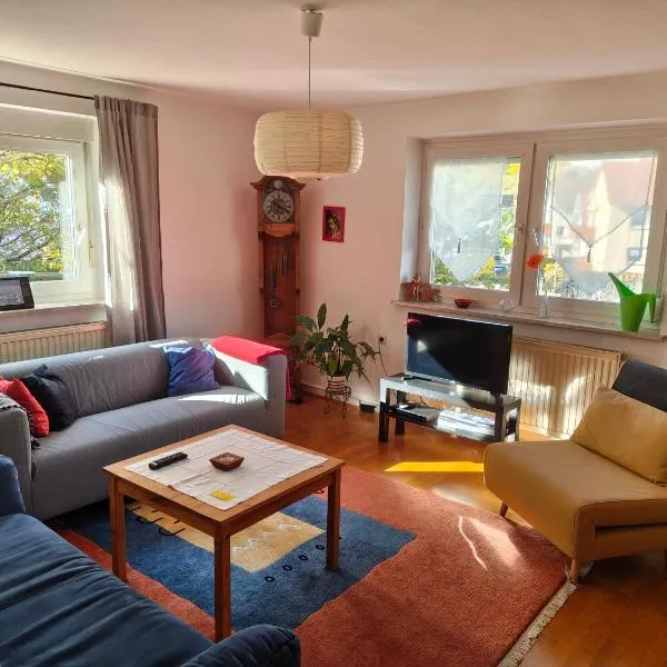 Ferienwohnung kleines Lautertal, hotel v destinácii Herrlingen