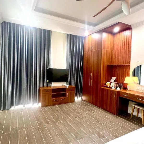 Royal Louis Hotel, hotel v destinaci Dại Mõ