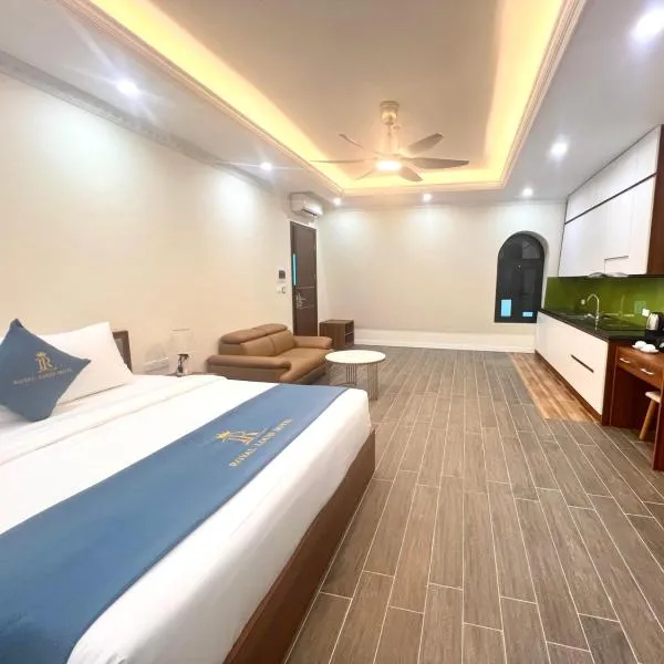 Royal Louis Hotel, hotel in Dai Mo