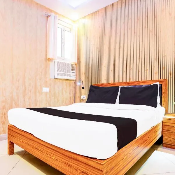 Super Hotel O Blue Stone, hotell i Gomti Nagar