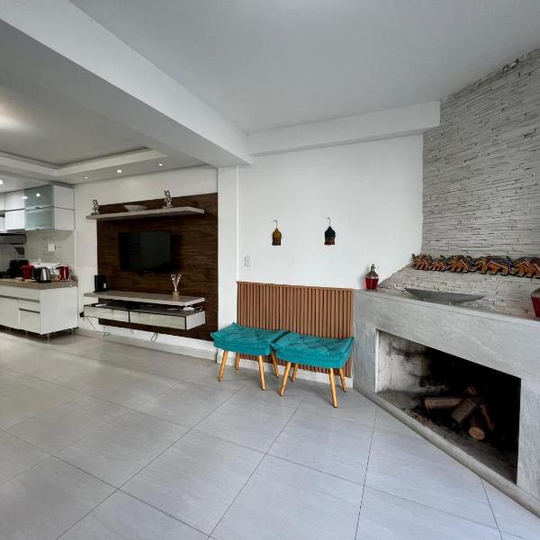 Triplex em Jurerê 50m mar com lareira e hidromassagem - Foto 4