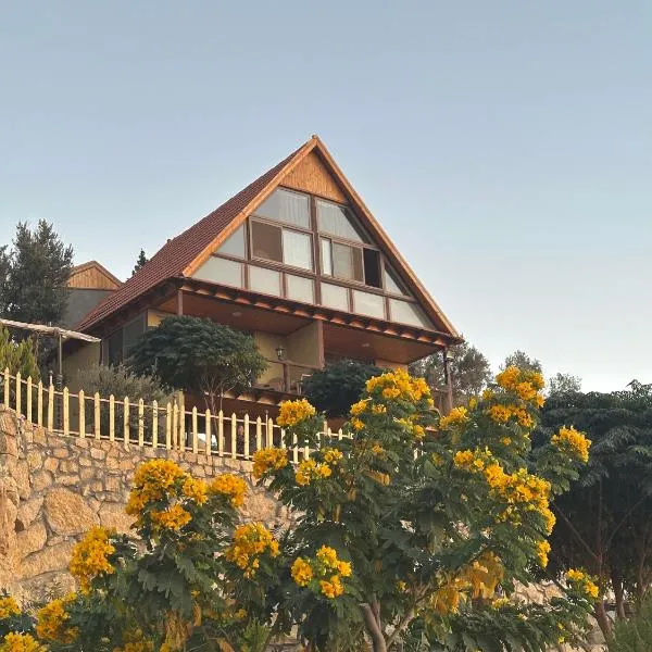 Dana luxury huts, hotel in Dana