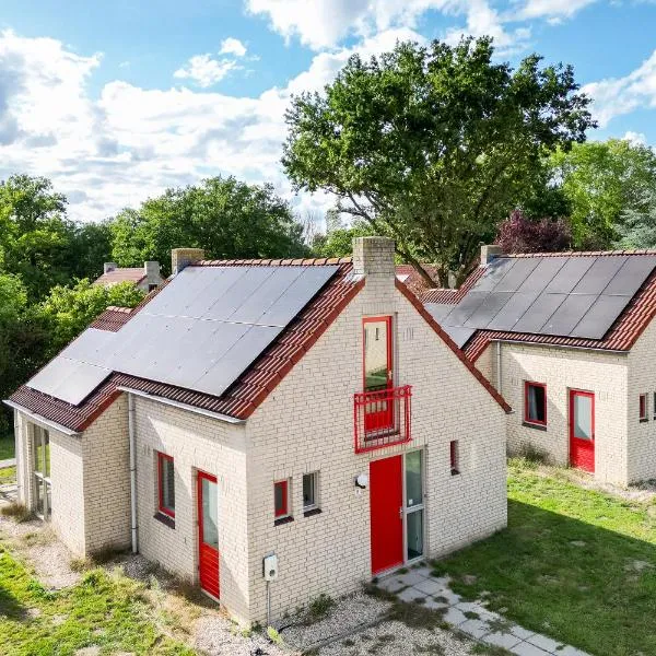 Groenlake Villa 6p Vakantie bungalow, Hotel in Ewijk