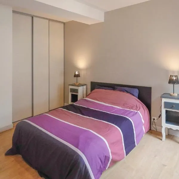 La maison au cœur médiéval, hotel a Domfront