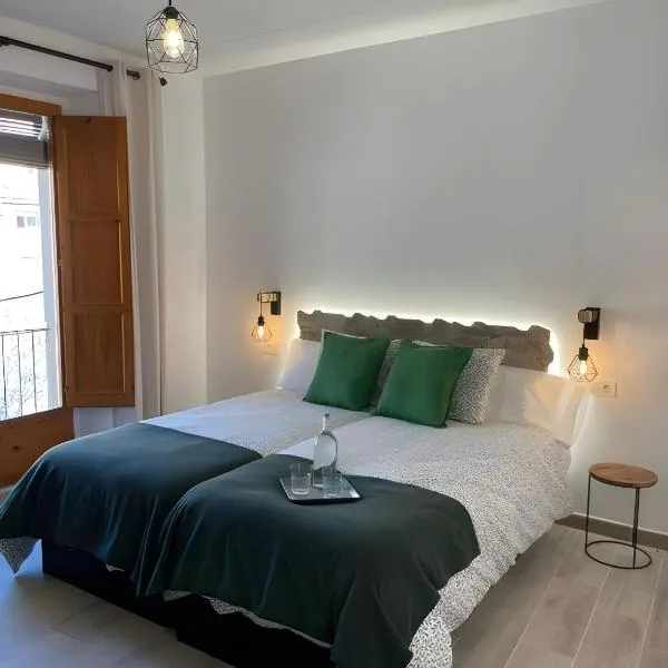 Habitación L'Elefant en Casa Camí de les Aigües Monistrol de Montserrat, hotel en Monistrol