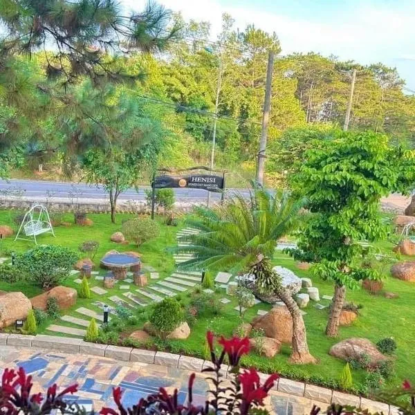 HeniSi Homestay Măng Đen Villa、Kon Von Klaのホテル