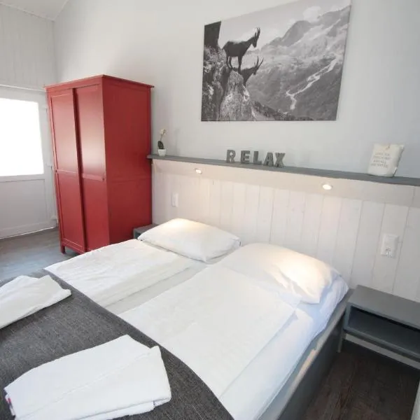 Ferienanlage Forellenhof, hotelli kohteessa Ledenitzen