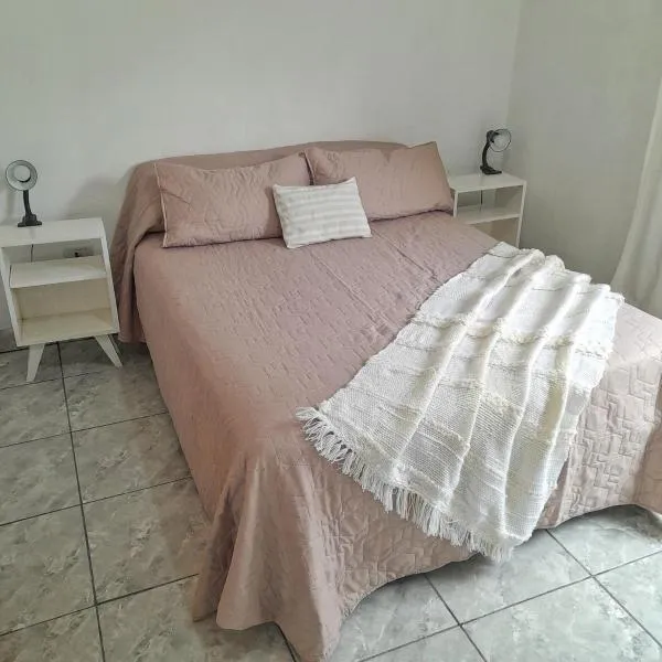 Kalma, hotel en Villa Elisa