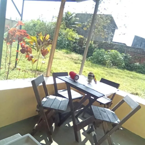 Apartamento do Guerreiro - Área Gourmet e Redario, hotell i Mongaguá