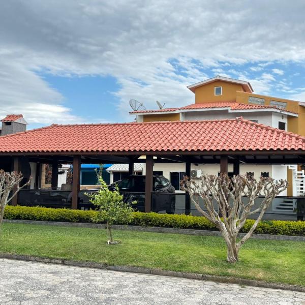 Apto no Centro de Garopaba