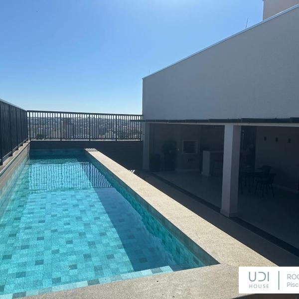 UDI House - Studio com piscina