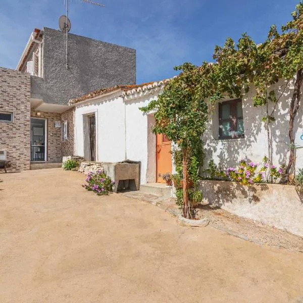 Casa das Bonecas, hôtel à Farelos de Baixo