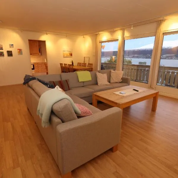 트롬쇠에 위치한 호텔 Beautiful view, good location, 2 beds, 1 bedroom