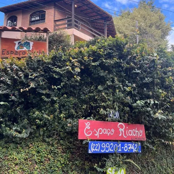 Espaço Riacho, hotel v destinaci Nova Friburgo