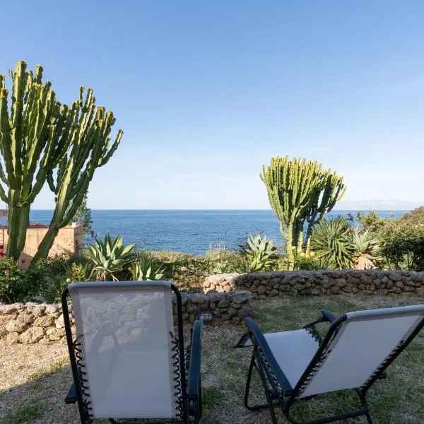 Water Front Scopello、スコペッロのホテル