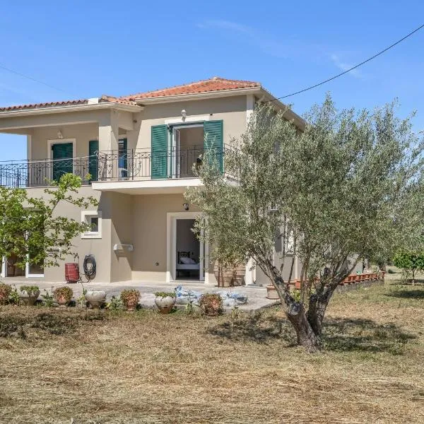 Panagis Apartments, hotel in Argostoli