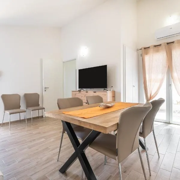 Casa Vacanze Alba Mar, hotel in SantʼAntìoco