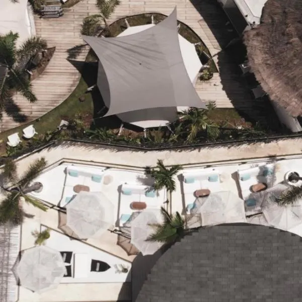 Runik Beach Club & Resort - Adults Only, hotel en Siquijor