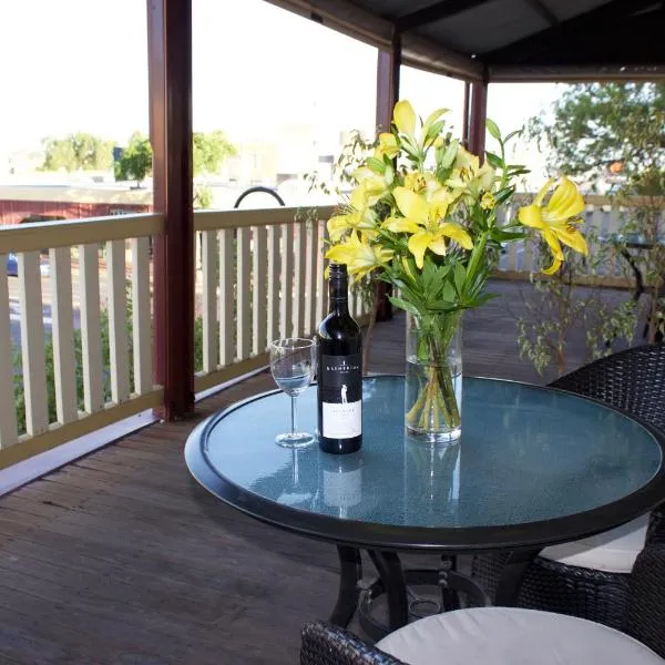 Balcony On Sixth Lodge, hotel in Mannum