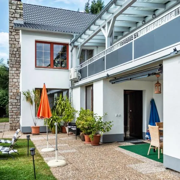 Ferienwohnung Brenda, khách sạn ở Schillingsfürst