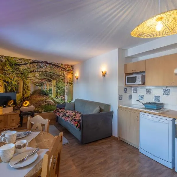 12 mn Megeve studio confort, ξενοδοχείο σε Flumet