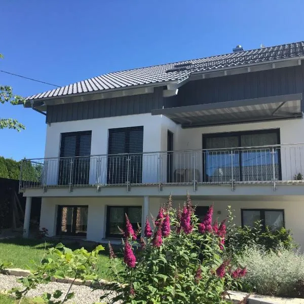 Ferienwohnung Gluiber – hotel w mieście Beuren