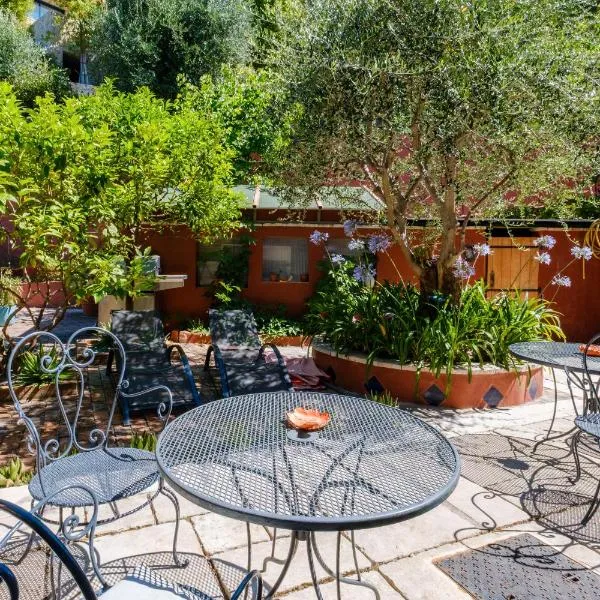 Sous L'olivier, hotel in Menton