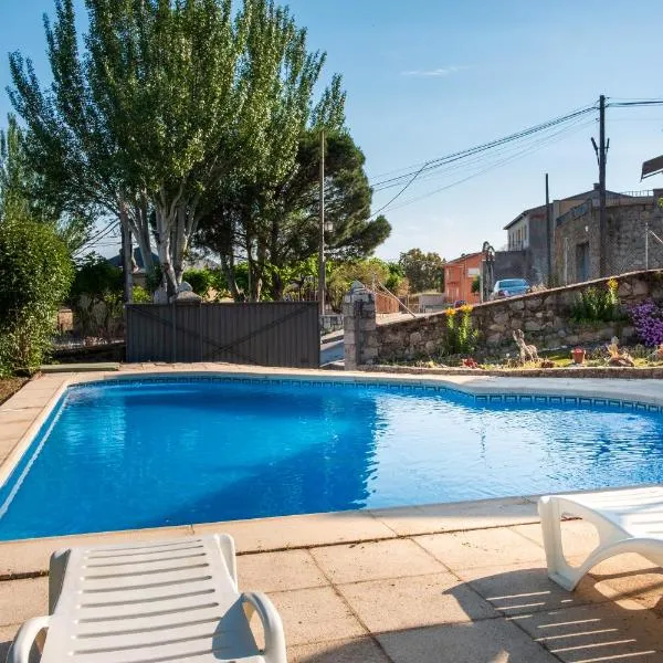 Cuesta Del Reloj, hotel in Piedralaves